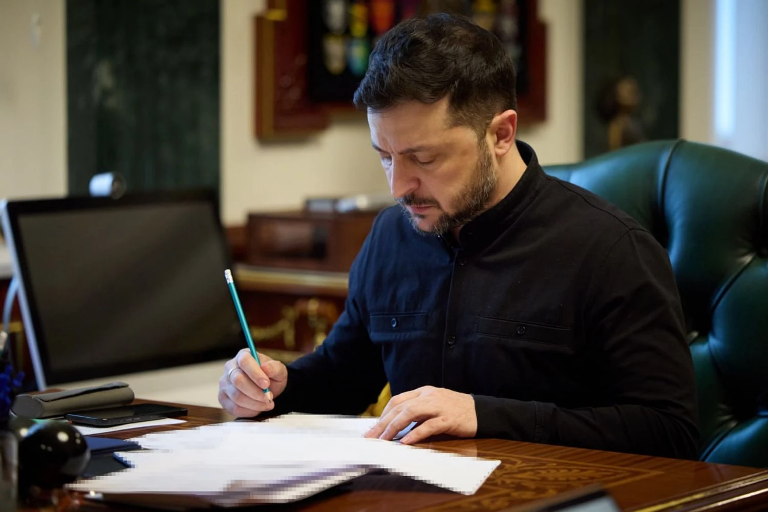 “Переговори з партнерами тривають щогодини” – Зеленський повідомив про інтенсивну роботу над американським планом завершення війни