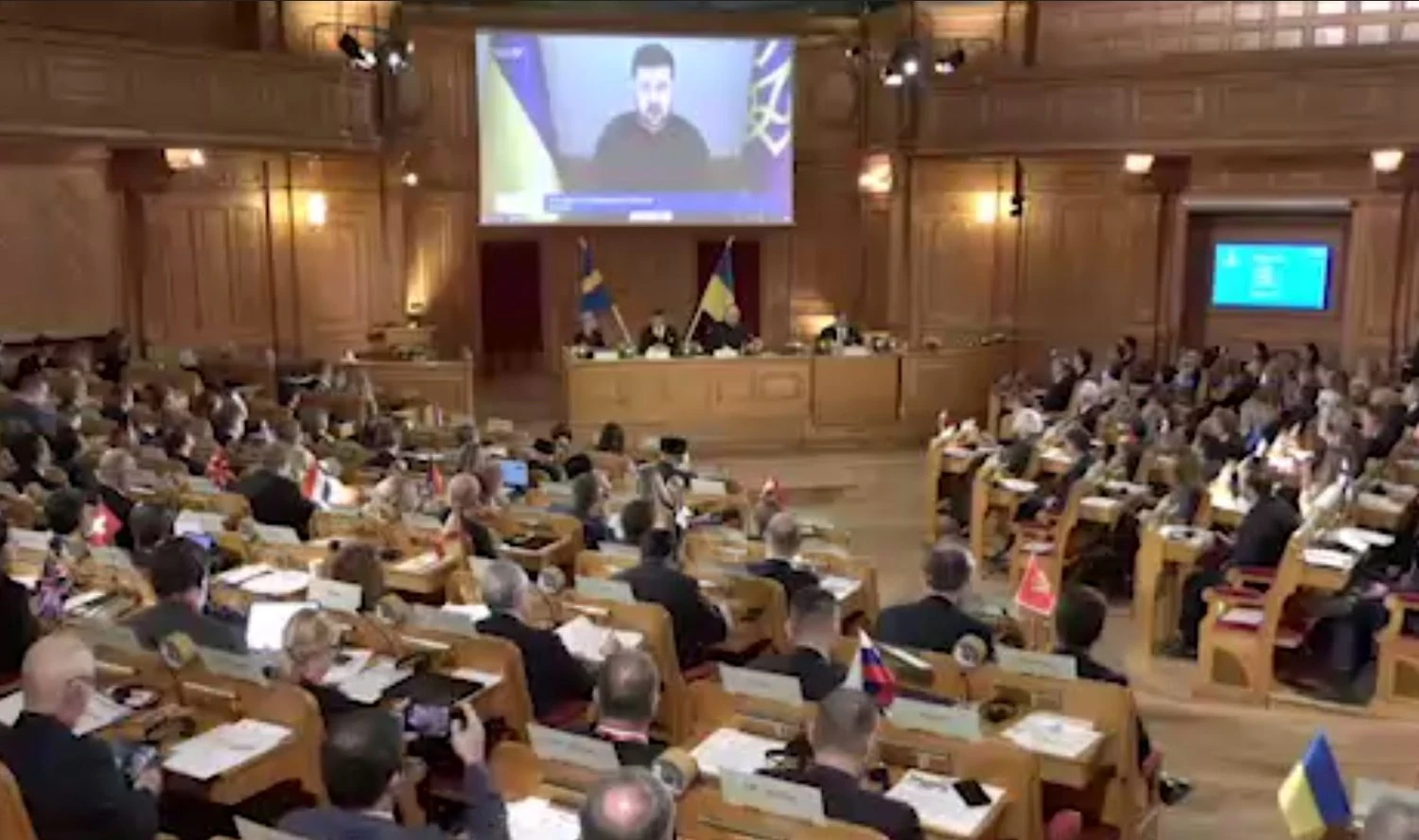 Зеленський звернувся до учасників саміту Кримської платформи: закликав не бути пасивними спостерігачами історії