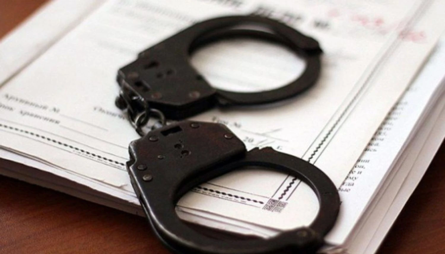 Бив та катував струмом українських військовополонених: “Доктор Зло” з мордовської колонії отримав підозру