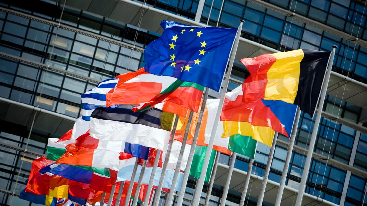 Євросоюз готовий заморозити торговельну угоду зі США через “гренландські” тарифи Трампа