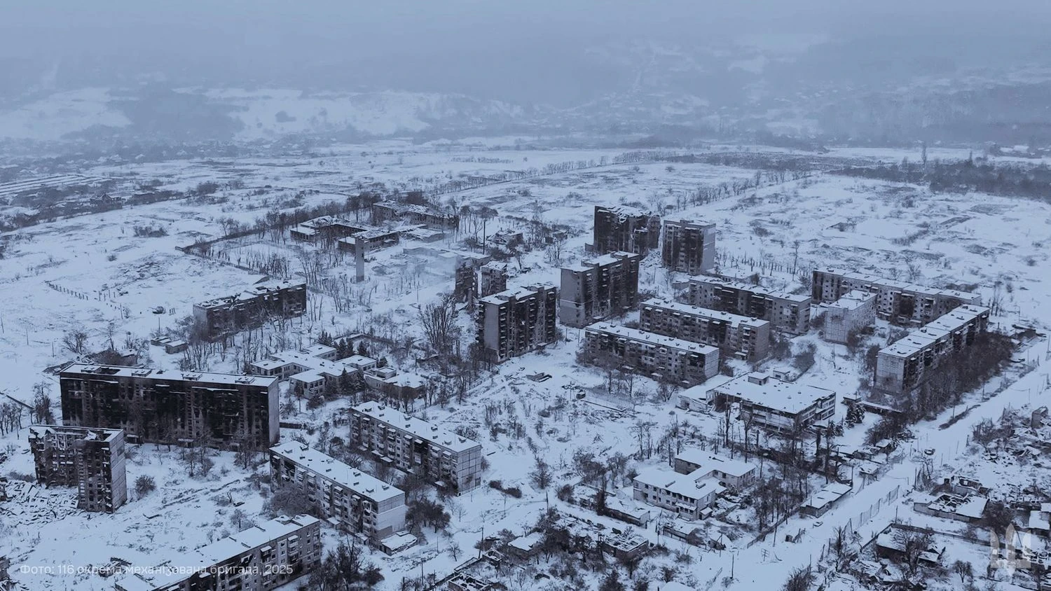 Колись затишний та мирний: українські військові показали зруйнований окупантами Куп’янськ