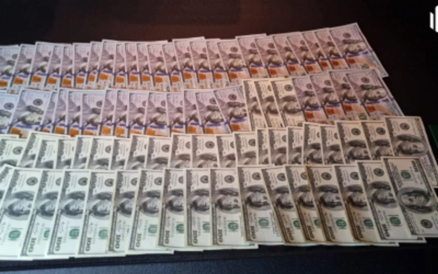 Обіцяв ротацію бійця за 9 тисяч доларів: у Дніпрі затримали військового після отримання хабаря