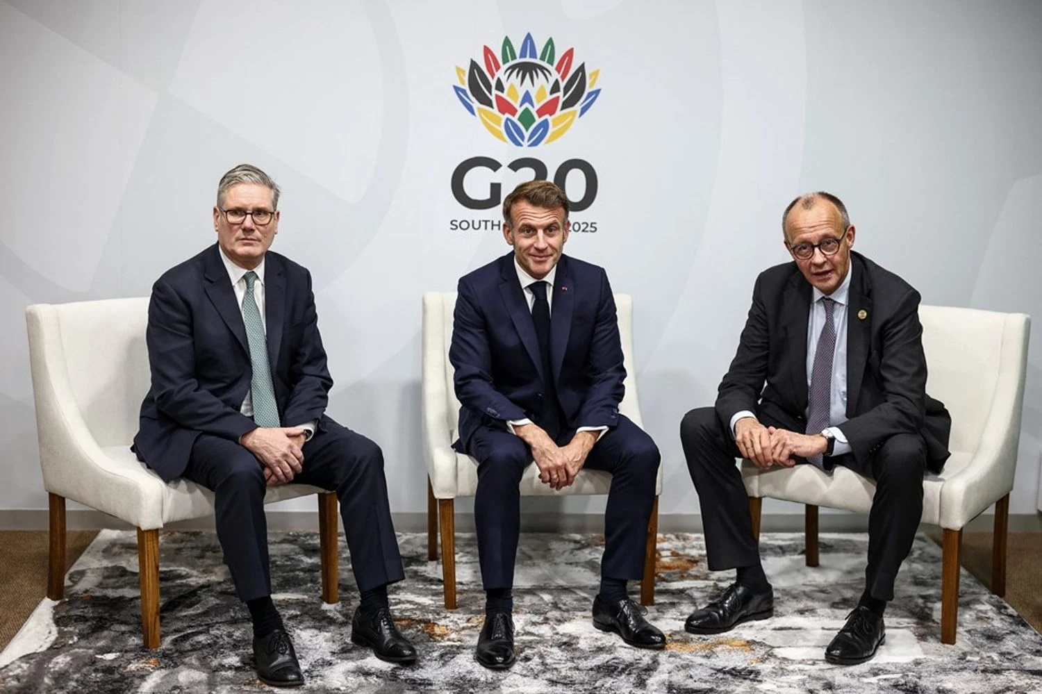 Лідери Франції, Британії та Німеччини “рішуче засуджують” вбивство протестувальників в Ірані