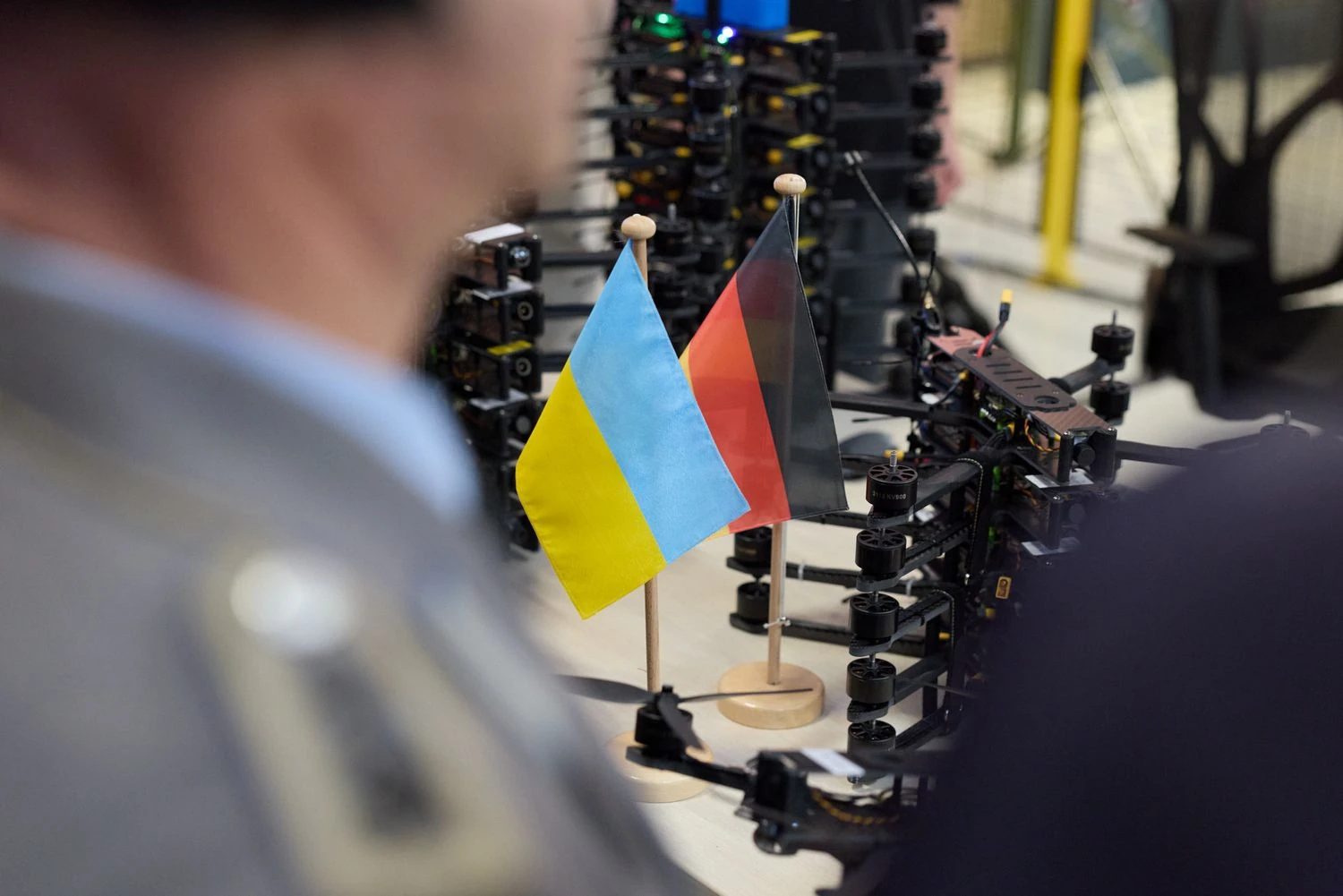 Зеленський прийняв перший ударний дрон спільного виробництва у Німеччині