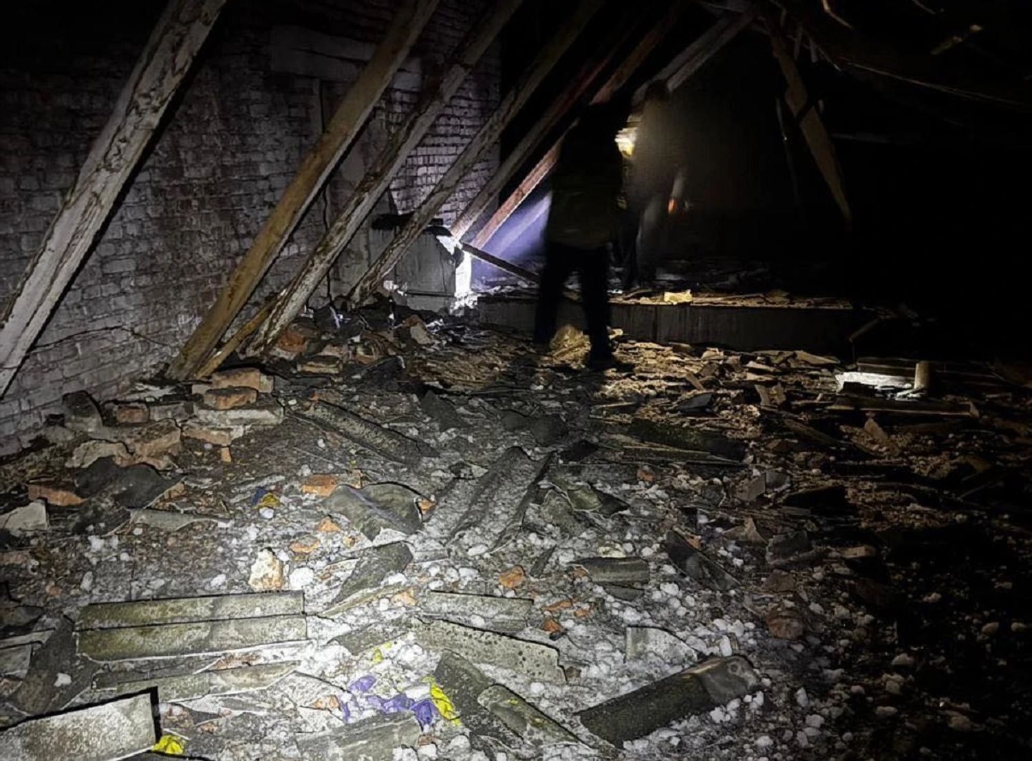 російський дрон знищив будівлю райдержадміністрації на Чернігівщині