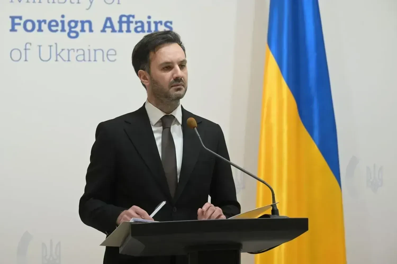 Угорщина знає причину зупинки “Дружби”, дивна відсутність їх заяв про обстріл росією їхньої улюбленої нафтової голки – МЗС