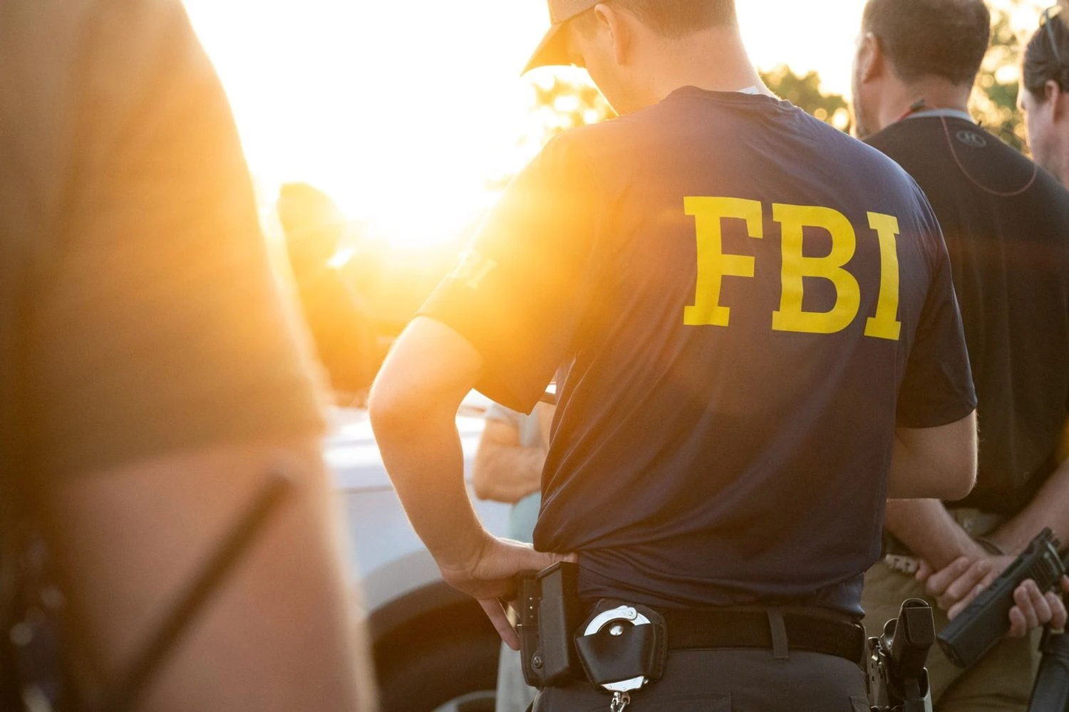 У ФБР назвали “потенційно актом тероризму” смертельну стрілянину в барі у Техасі, у стрілка вдома знайшли іранський прапор