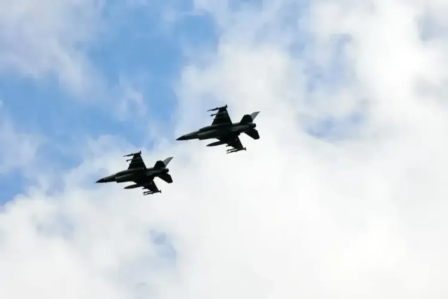 Румунія двічі піднімала винищувачі F-16 та Typhoon через атаку дронів