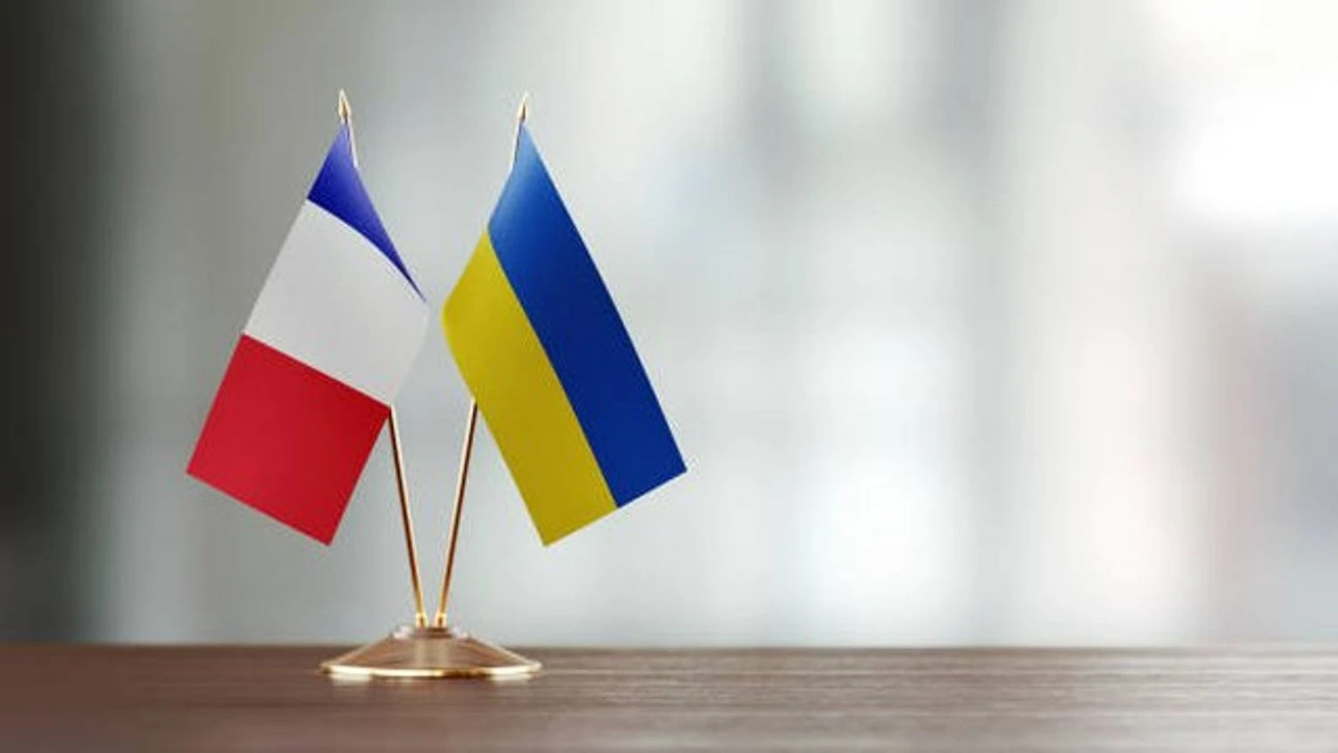 Україна та Франція координують зусилля для розблокування 90 млрд євро допомоги ЄС – Зеленський