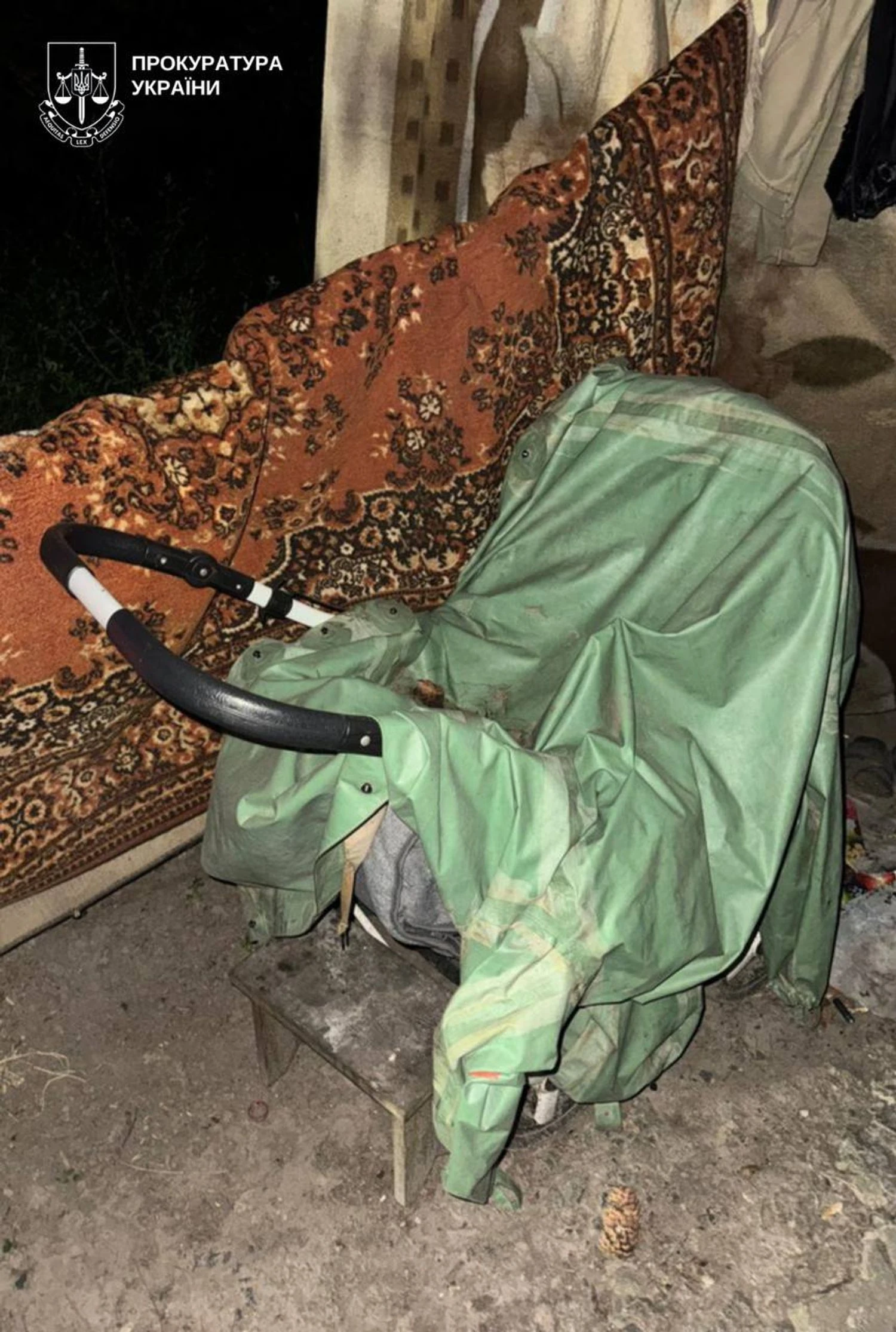 На Вінниччині батьки закопали тіло немовляти на смітнику – їх взято під варту