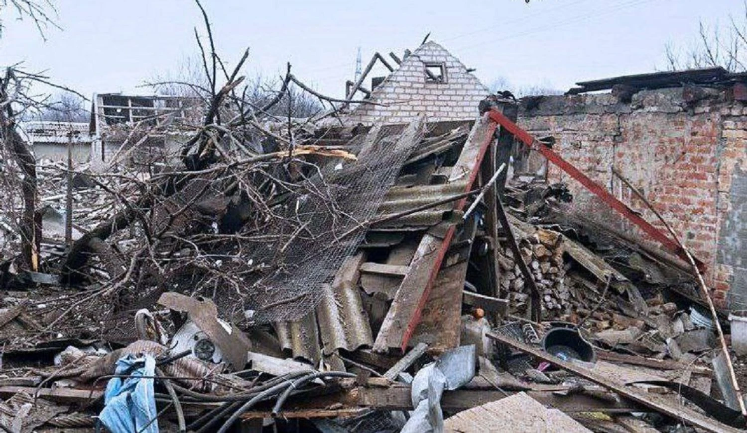 Нічна атака на Запорізький район: загинула жінка, поранено чоловіка та 10-річного хлопчика