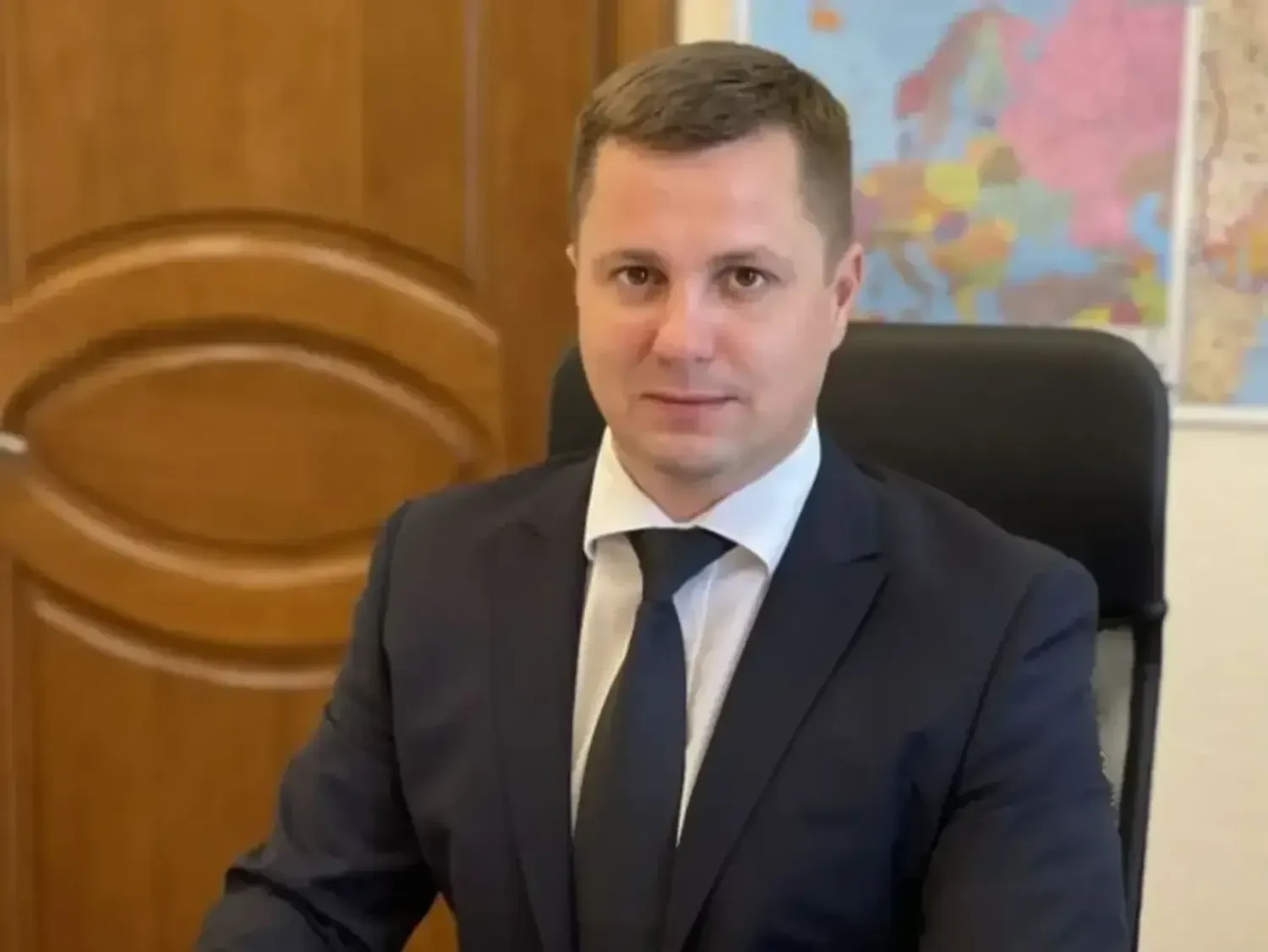 ЕксклюзивКомісія з добору голови Держмитслужби перевірить доброчесність Суворова з урахуванням даних про його майно та професійну діяльністьКомісія з добору голови Державної митної служби врахує інформацію про статки Владислава Суворова та його родичів. Також перевірять
його можливі зв'язки з оточенням Януковича.Політика • 23 березня, 09:58 • 42713 перегляди