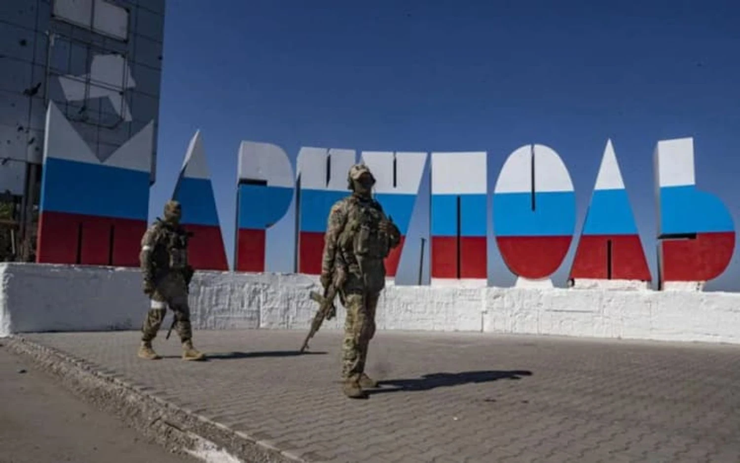 Окупанти різко змінили напрямок руху техніки та БК через Маріуполь – Андрющенко