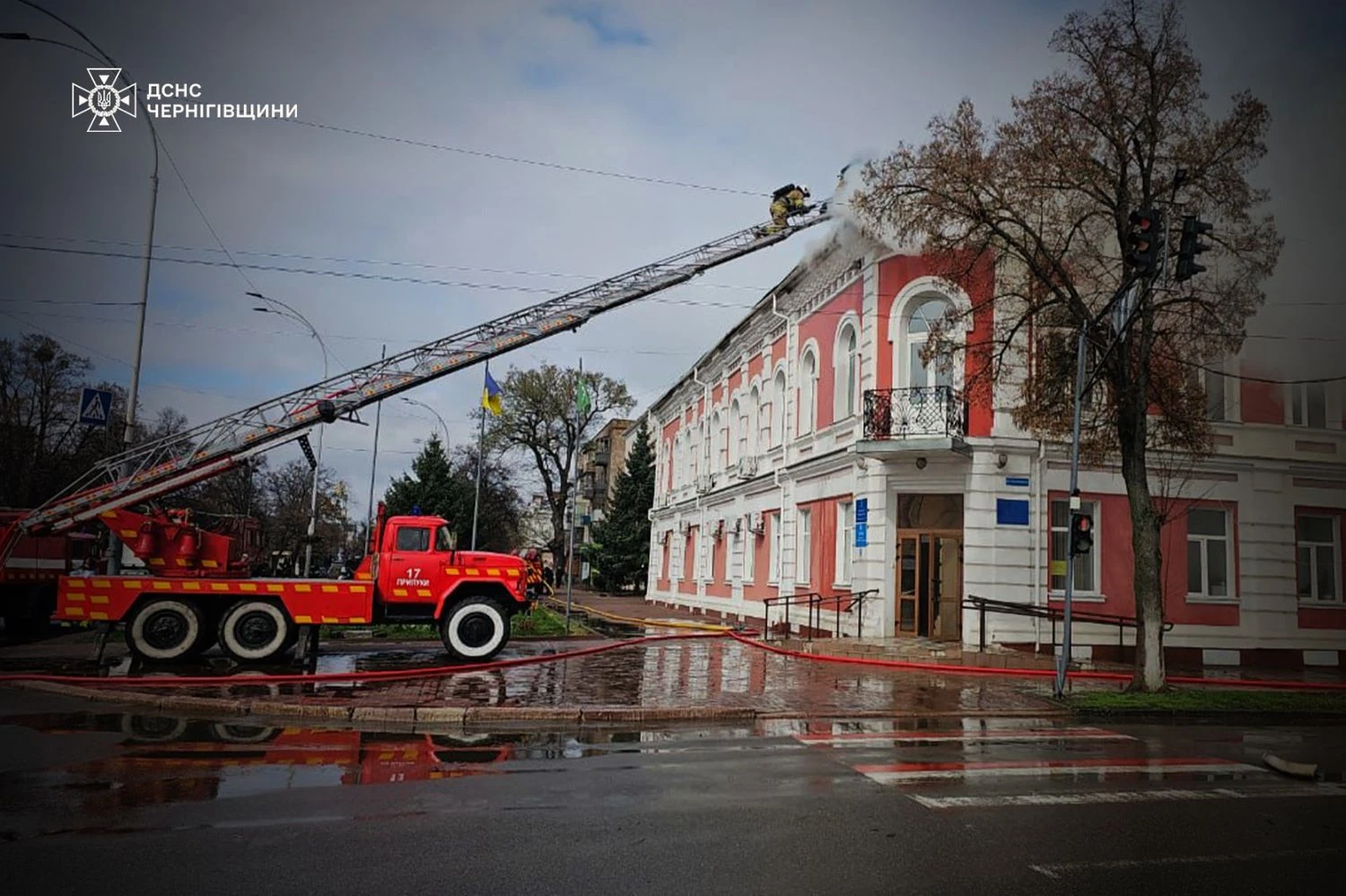 Удар рф по центру Прилук призвів до поранення п’яти людей