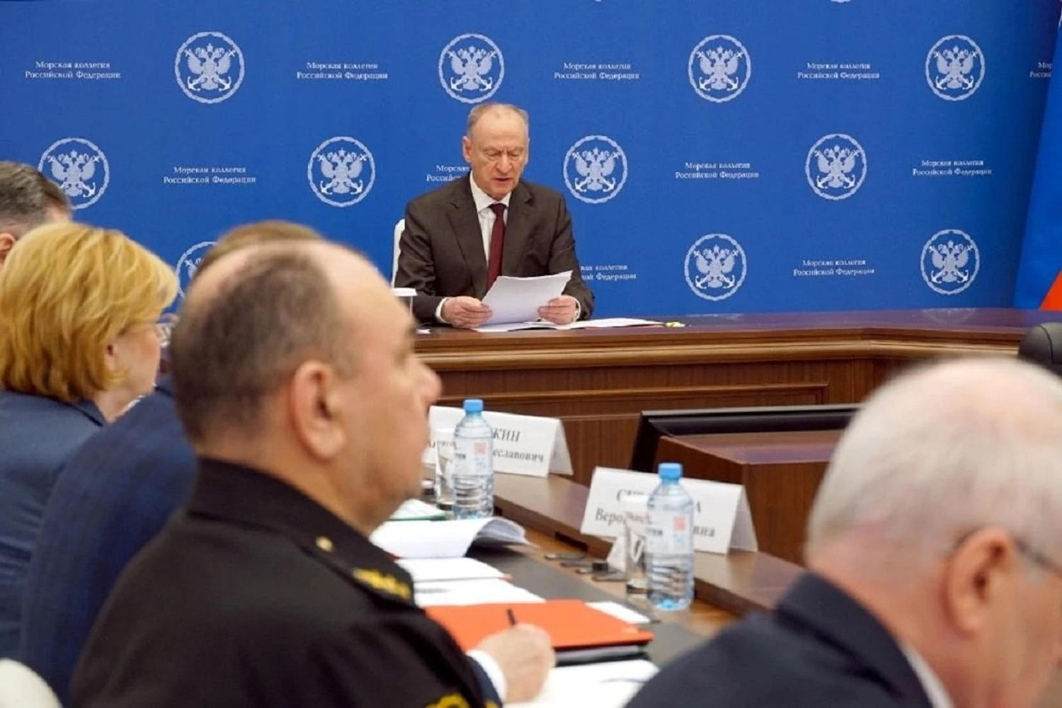 У путіна звинуватили Фінляндію та країни Балтії у причетності до атак на росіюПомічник путіна патрушенв заявив про пряму участь країн НАТО в атаках на рф через надання повітряного простору. Дрони нібито б'ють
по портах ленінградської області.Політика • 03:30 • 6622 перегляди
