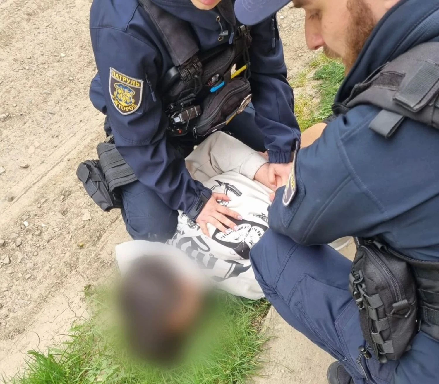 Стрілянина у школі на Закарпатті – поліція показала відео затримання злочинця