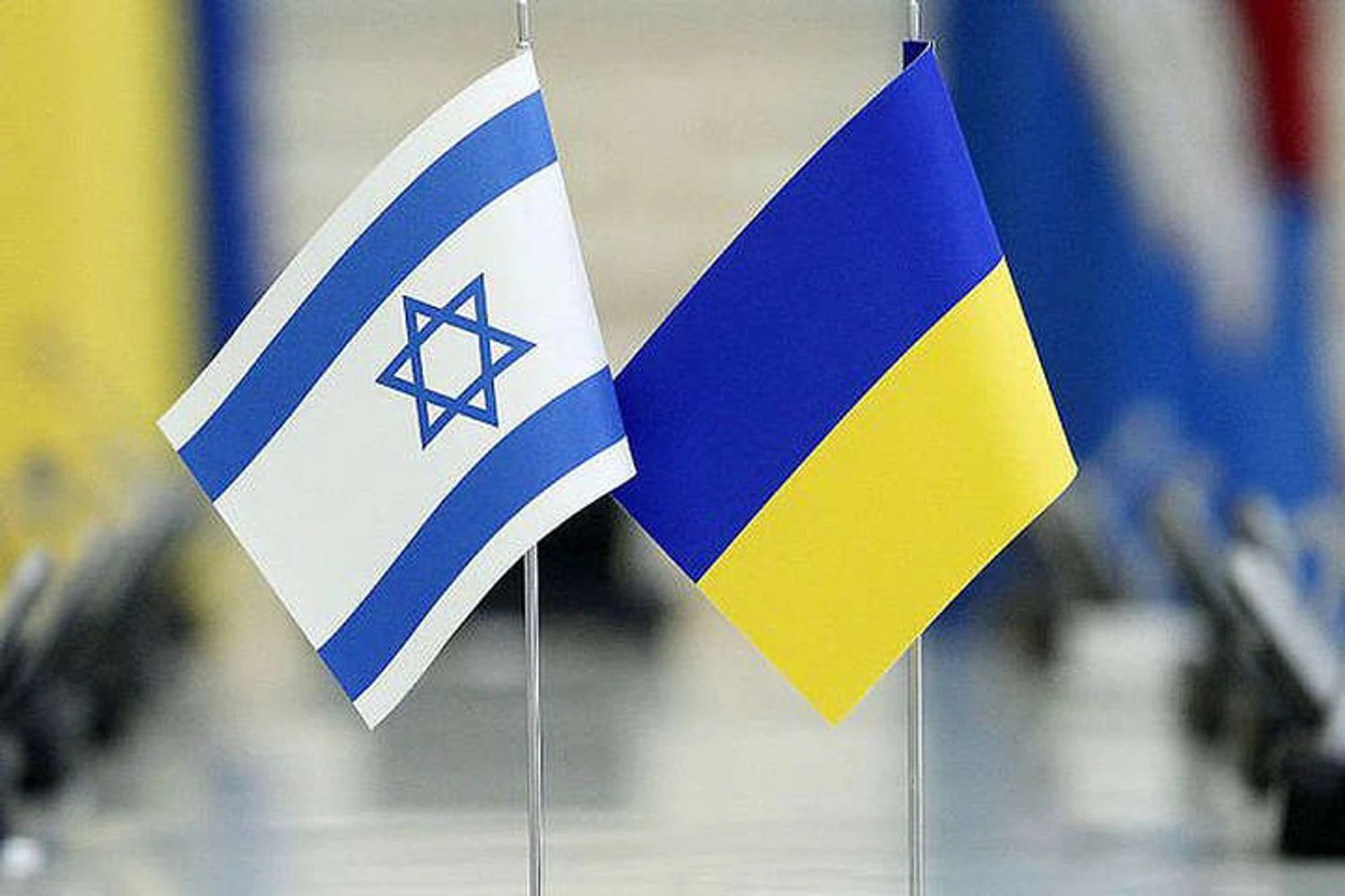 Україна вимагає від Ізраїлю арештувати партію краденого українського зерна, що прибула на судні ABINSK