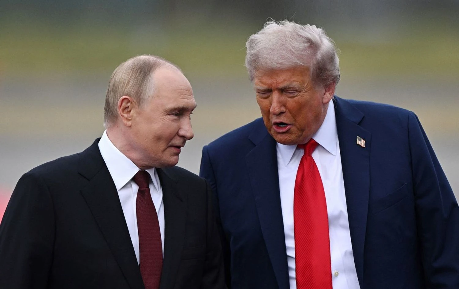 Ексклюзив"Трамп дарує путіну перемогу" – експерт оцінив запрошення путіна на G20 МЗС РФ підтвердило отримання запрошення на саміт G20 у США. Експерт вважає цей крок проявом слабкості Заходу та дипломатичною
перемогою кремля.Політика • 23 квітня, 15:48 • 43722 перегляди