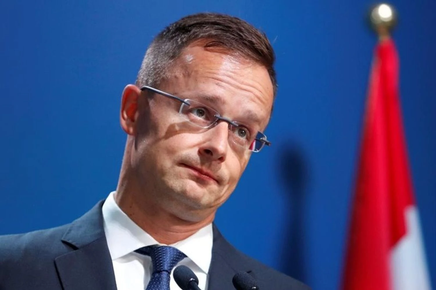 Сіярто вважає, що українці та Європа “були зацікавлені” у зміні уряду Угорщини