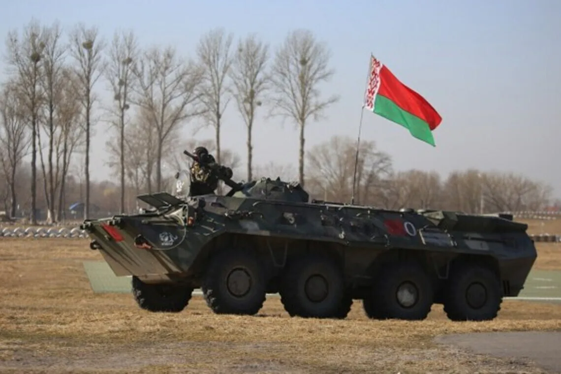 Ексклюзивросія може знову використати білорусь для атаки на Чернігів та Київ –  наскільки реальна загроза наступуДля наступу на Київ рф потрібно 100 тисяч бійців, яких зараз у білорусі немає. Підготовка такої сили триватиме кілька місяців і
буде помітною розвідці.Війна в Україні • 15 травня, 15:05 • 59347 перегляди