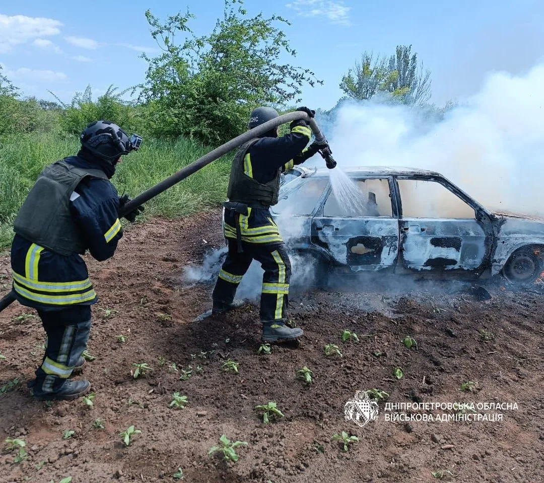 рф понад 50 разів атакувала Дніпропетровщину, постраждали троє людейросія понад 50 разів атакувала Дніпропетровщину авіабомбами та артилерією. Постраждали троє чоловіків, пошкоджено житлові будинки, АЗС та автомобілі.Війна в Україні • 19 травня, 15:47 • 2044 перегляди
