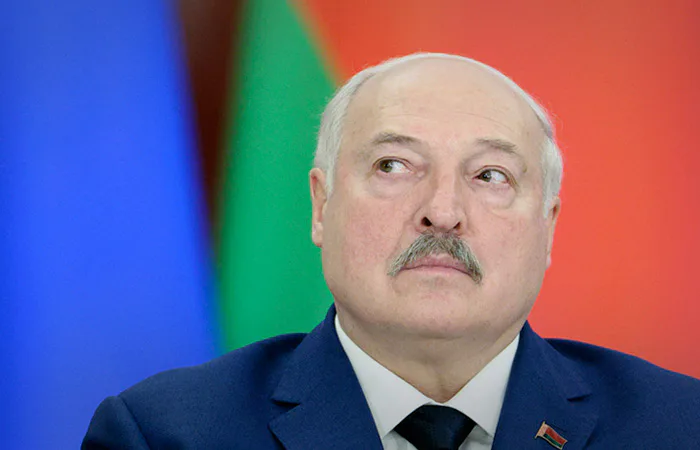 У білорусі заявили про телефонну розмову Макрона з лукашенкомУ білорусі повідомили про телефонну розмову Макрона та лукашенка з ініціативи Франції. Сторони обговорили регіональні проблеми та
відносини з ЄС.Політика • 13:10 • 1614 перегляди