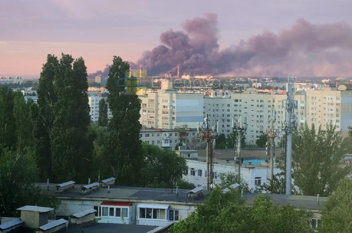У російському саратові дрони атакували НПЗ  – ЗМІ