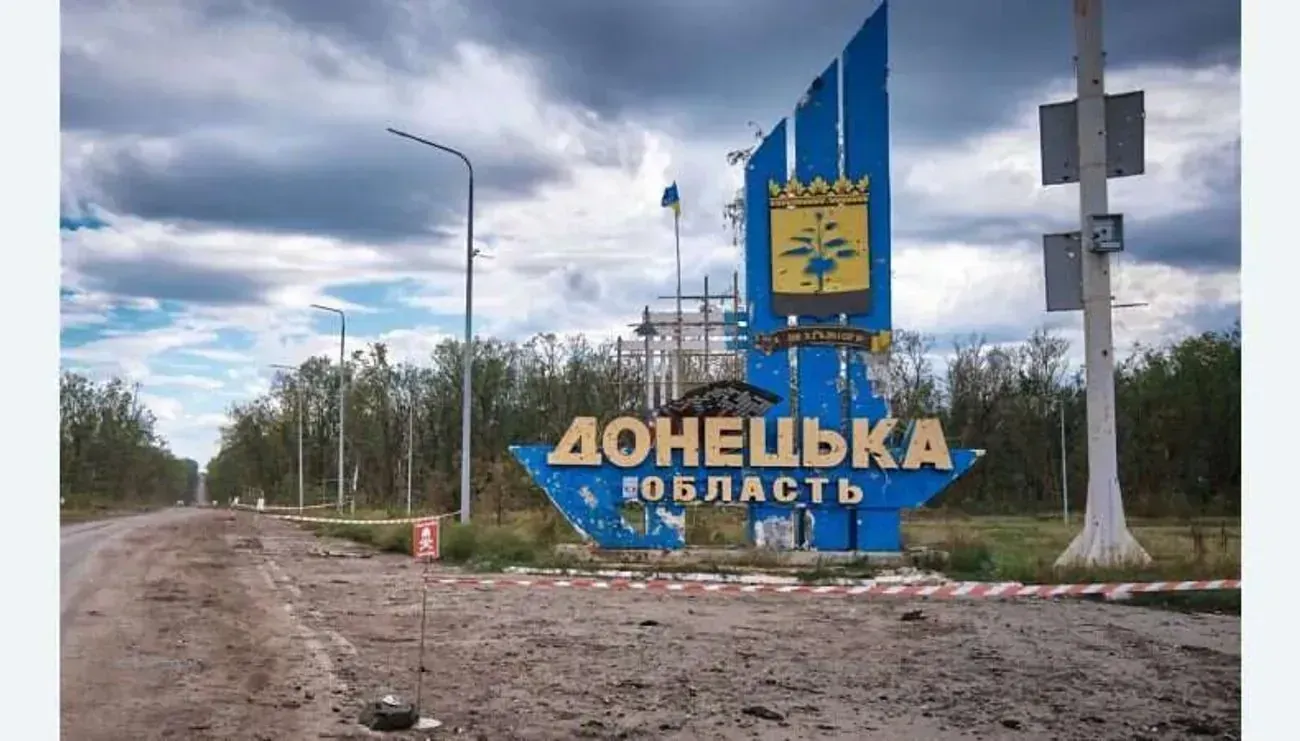 АТЕШ повідомив про масштабну атаку дронів на окуповані території: вибухи в Донецьку, Маріуполі та ІловайськуРух АТЕШ зафіксував вибухи в Донецьку та Маріуполі під час атаки безпілотників. У кількох містах зникло світло через удари по
енергоінфраструктурі.Війна в Україні • 28 травня, 22:45 • 3880 перегляди
