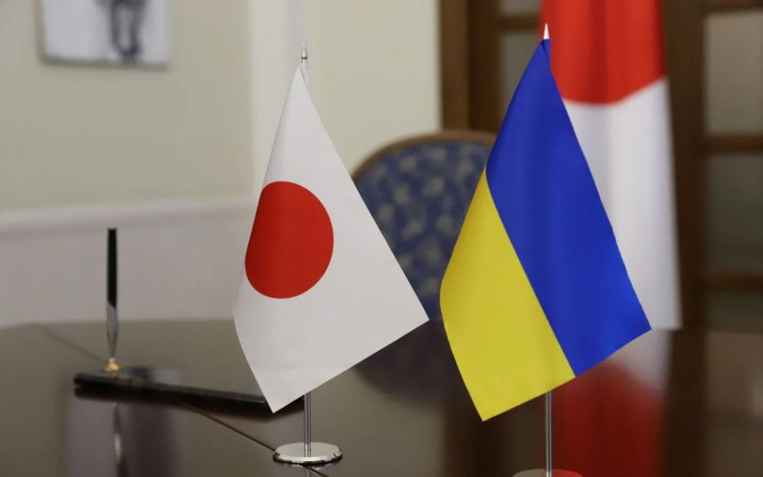 Японія виділила понад $14 млн на ініціативу PURL для підтримки УкраїниЯпонія виділила 14,7 млн доларів на ініціативу НАТО PURL для закупівлі нелетального обладнання. Фінансування покриє пріоритетні
потреби України.Політика • 30 травня, 00:56 • 4156 перегляди