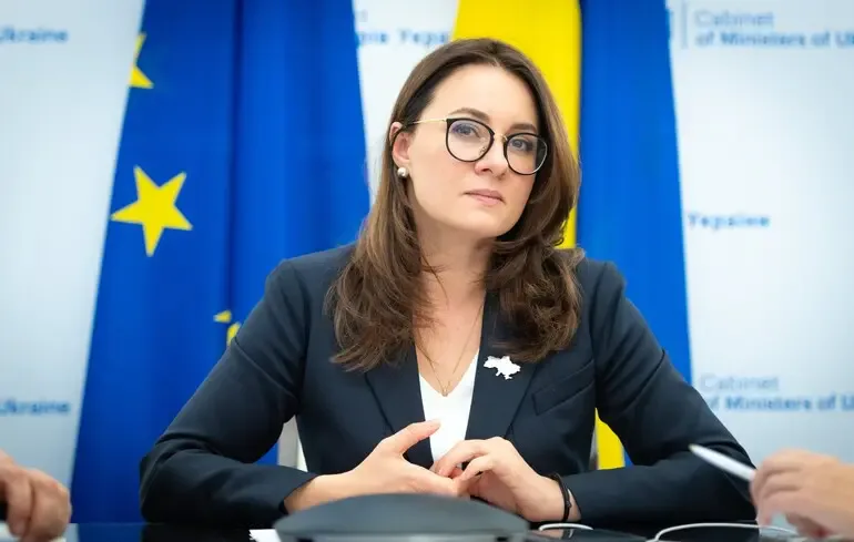 Понад 2,3 млн українців скористалися програмою кешбеку на пальне – Свириденко