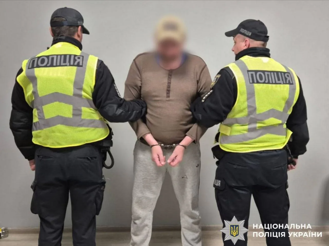 У Яготині чоловік відкрив стрілянину з вікна багатоповерхівки, його затримали