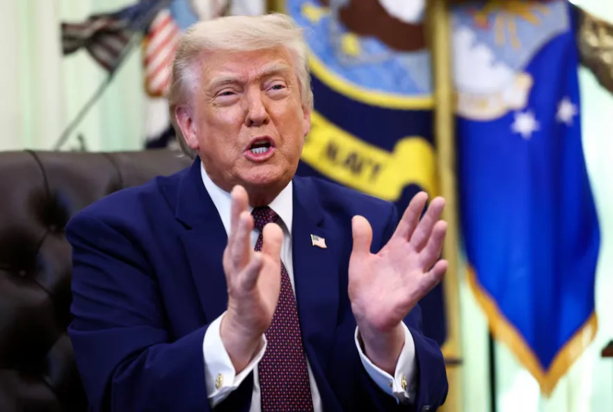 Трамп не заперечує, аби Зеленський і путін “самі домовлялися”