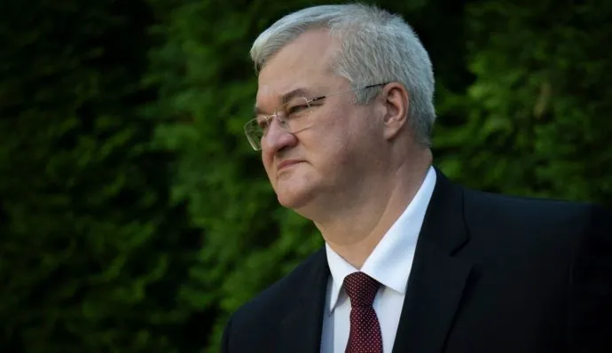 путін робить ставку на балістичний терор – СибігаГолова МЗС України заявив, що путін робить ставку на балістичний терор після удару по Києву. Він наголосив на необхідності швидко
позбавити москву цієї останньої переваги.Війна в Україні • 11 липня, 11:30 • 4196 перегляди