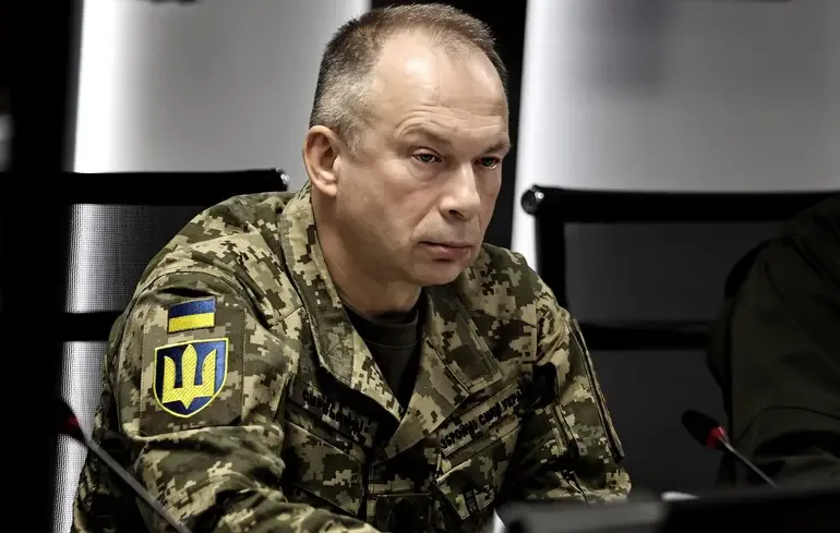 росія планує збільшувати протяжність фронту - Сирський