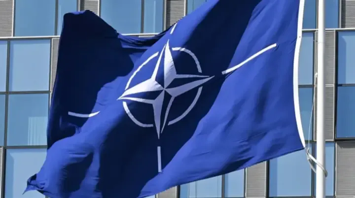 Розвідки країн Балтії виявили спроби саботажу рф у державах НАТО – ReutersПрезиденти Латвії та Литви заявили про наявність даних про диверсії рф. Литва посилює охорону енергетики та транспорту.Політика • 15 липня, 13:50 • 2890 перегляди