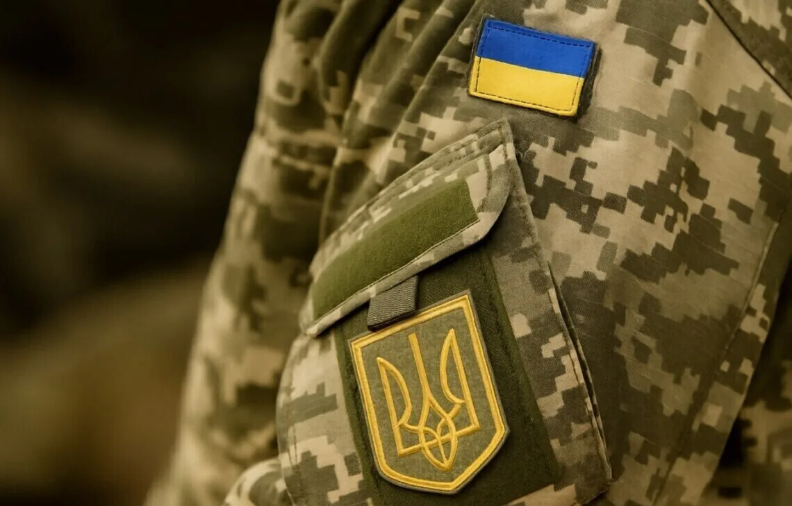 На Черкащині люди у військовій формі зламали двері і проникли в будинок. У ТЦК заявили, що проводять перевірку